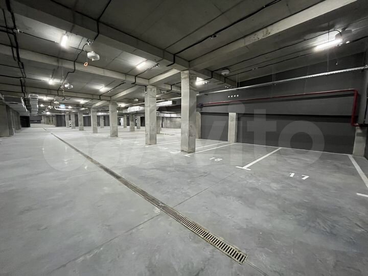 Машиноместо, 14 м²