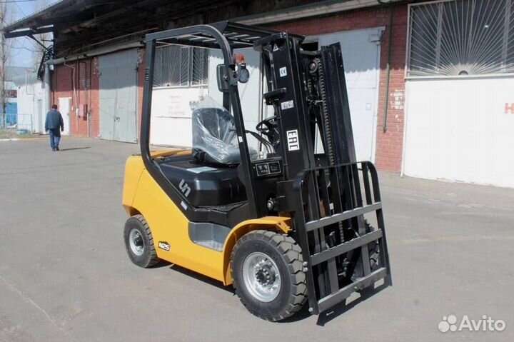 Вилочный погрузчик UN Forklifts FG25, 2023