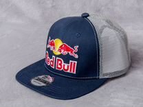 Бейсболк�а с сеткой red bull snapback сетка