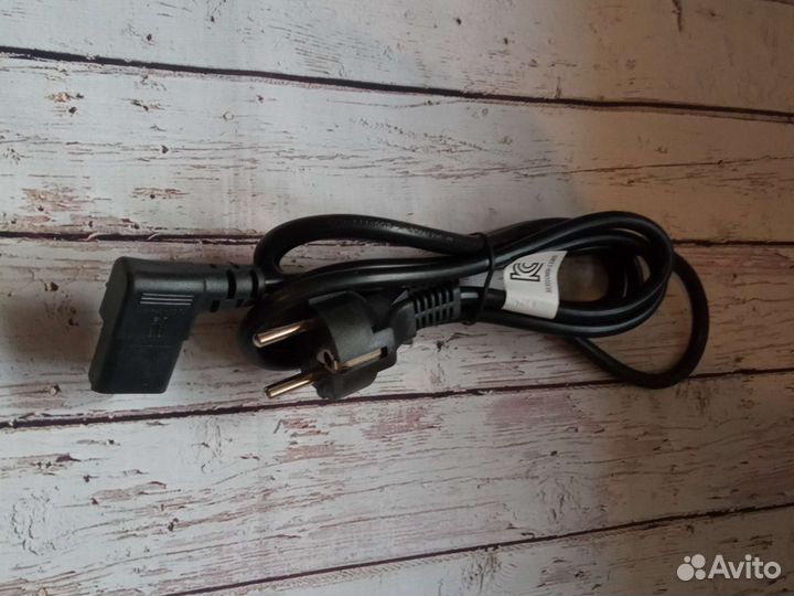 Кабель для компьютера и кабель для принтера