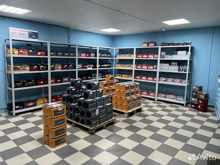 Продавец в магазин аккумуляторов