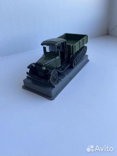 Модель автомобиля газ-60 1:43