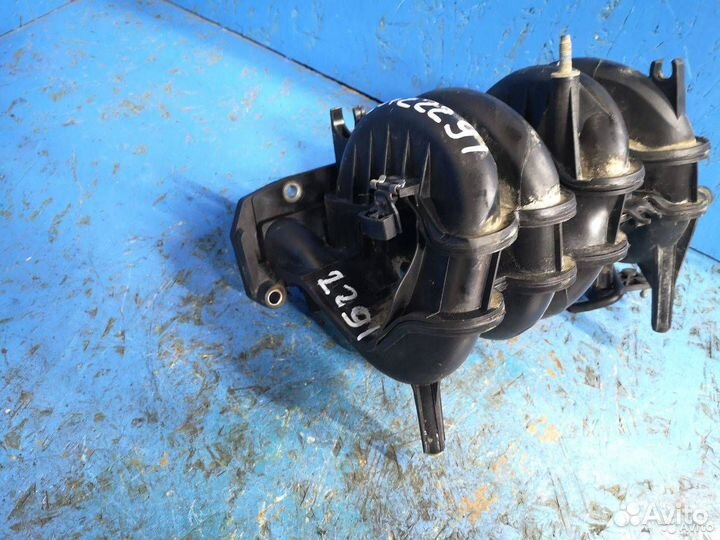 Впускной коллектор LADA Largus (2012 - 2023)