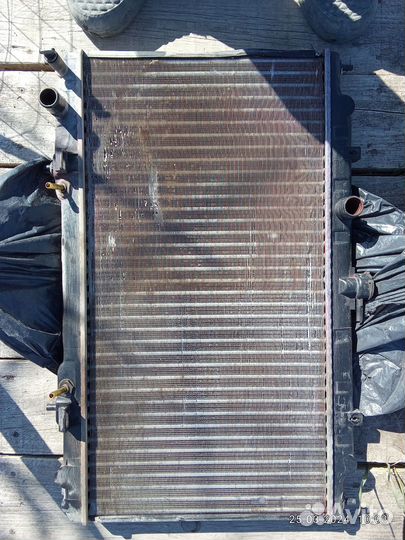 Радиатор охлаждения Ниссан санни