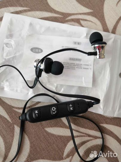 Беспроводные магнитные наушники