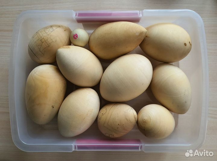 Яйца деревянные большие. 10 штук