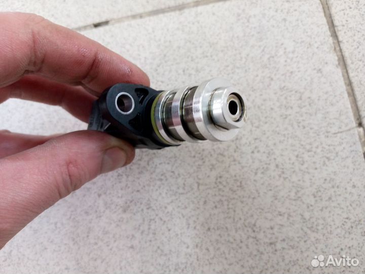 Клапан электромагнитный изменения фаз грм BMW 5