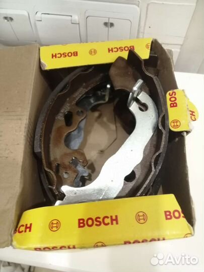 Новое. Задние барабанные колодки. Ford focus