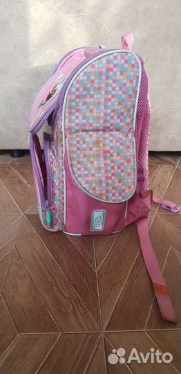 Ранец школьный для девочки