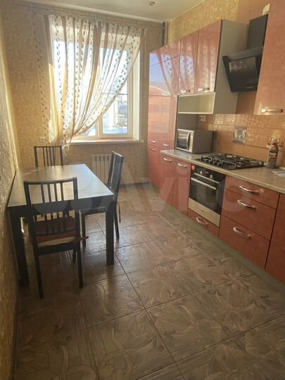 2-к. квартира, 55 м², 2/5 эт.