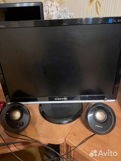 Монитор +колонки