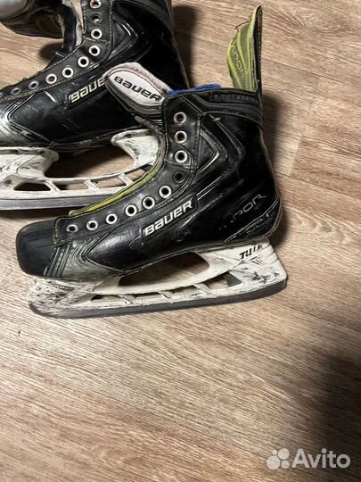 Хоккейные коньки bauer x100le