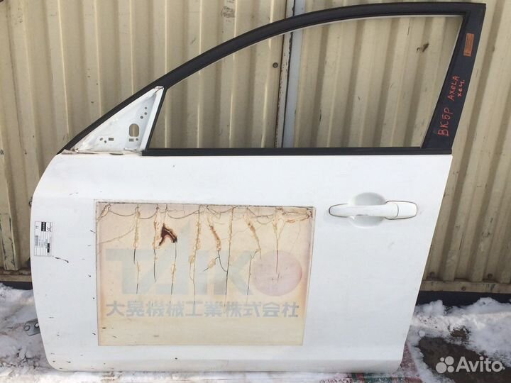 Дверь передняя левая Mazda 3 BK хэтчбек