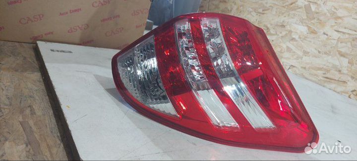 Фонарь задний правый Toyota Rav4 XA30 2005-2013