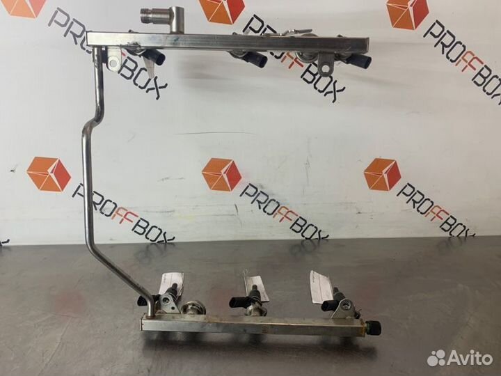 Топливная рампа Mercedes Cls C219 M272 3.5I 2006