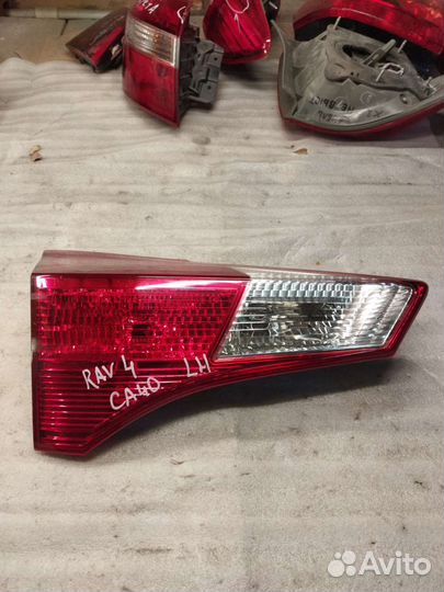 Фонарь левый внутр Toyota RAV4 40 12-15