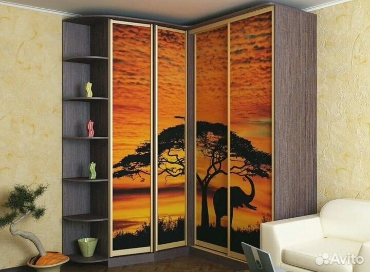 Угловой шкаф