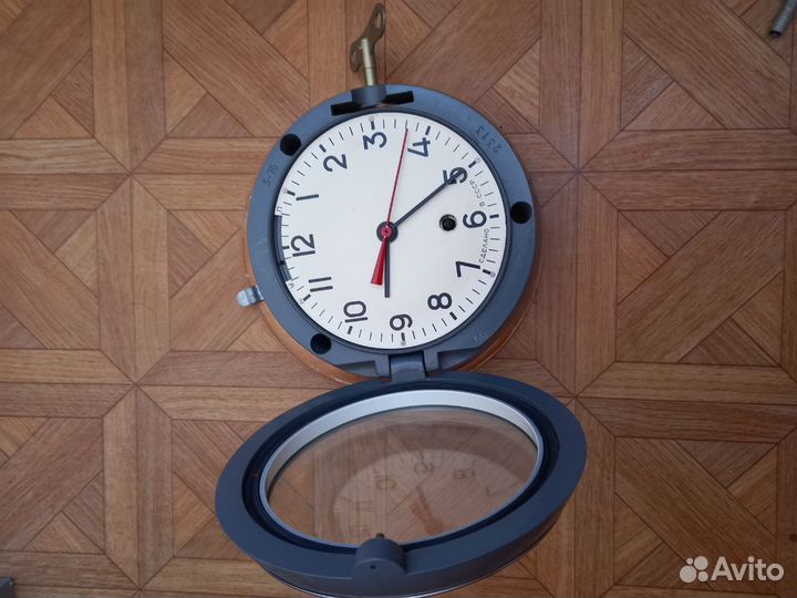 Часы корабельные СССР