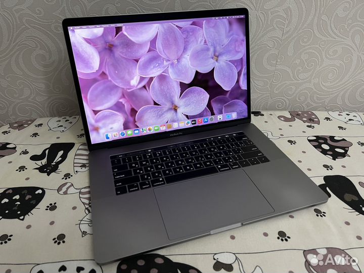 MacBook Pro 15 2018 i7 2.6/16/512Gb Radeon 560X