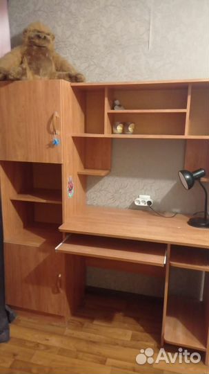 Компьютерный стол