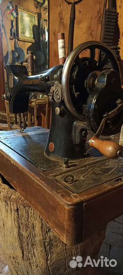 Швейная машинка подольская ручная