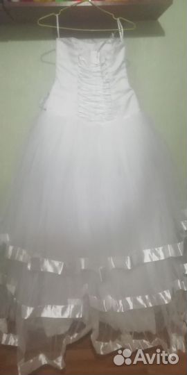 Свадебное платье 44 46 бу