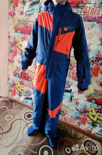 Продам лыжный комбез