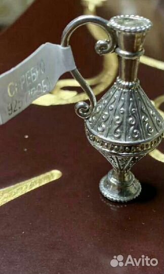 Серебряный кувшин