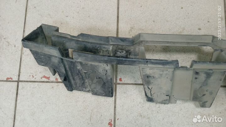 Кронштейн заднего бампера Ford Kuga 2