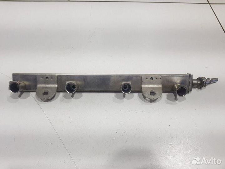 Рейка топливная (рампа) (Hyundai i40)