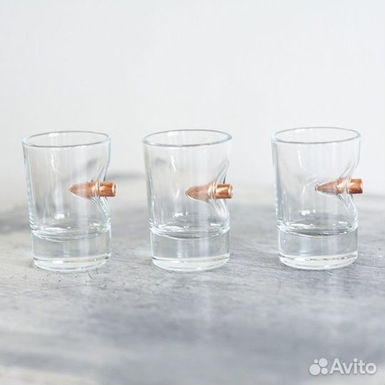 Рюмки с пулей 