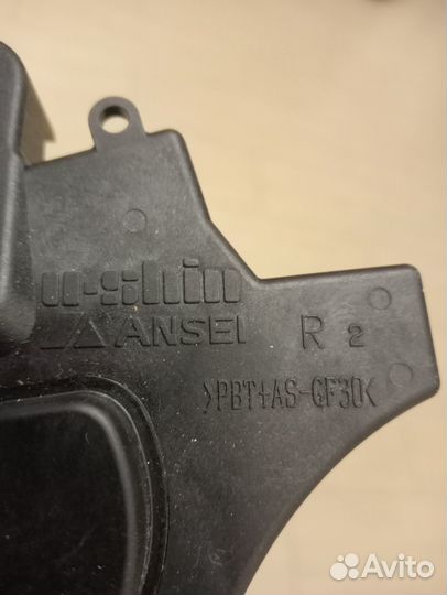 Замок двери mitsubishi L-200, outlander