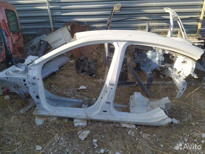 Порог левый правый Рено Флюенс