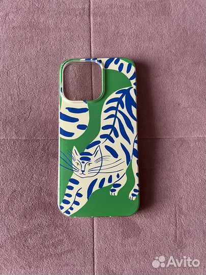 Силиконовый чехол на iPhone 13 Pro Кот на зеленом