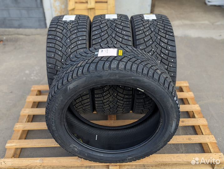 Pirelli Scorpion Ice Zero 2 285/45 R22 114H