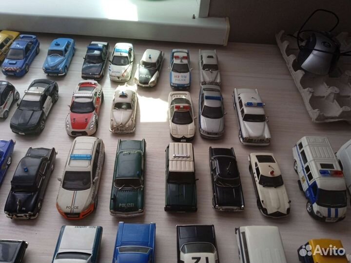 Машинки модельки, коллекционные