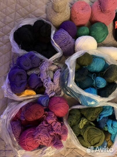 Пряжа для вязания разная