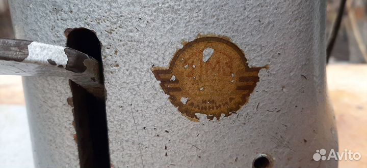 Швейная машина пмз им. Калинина