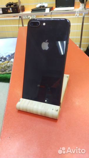 iPhone 8 Plus, 64 ГБ