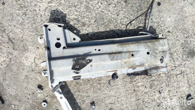 Носик ланжерона левый на Мазда Cx 5. KE. 12-17