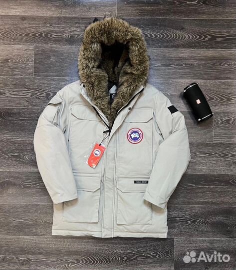 Зимняя куртка Canada Goose