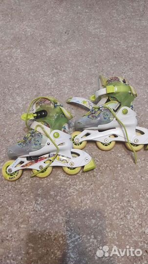 Роликовые коньки