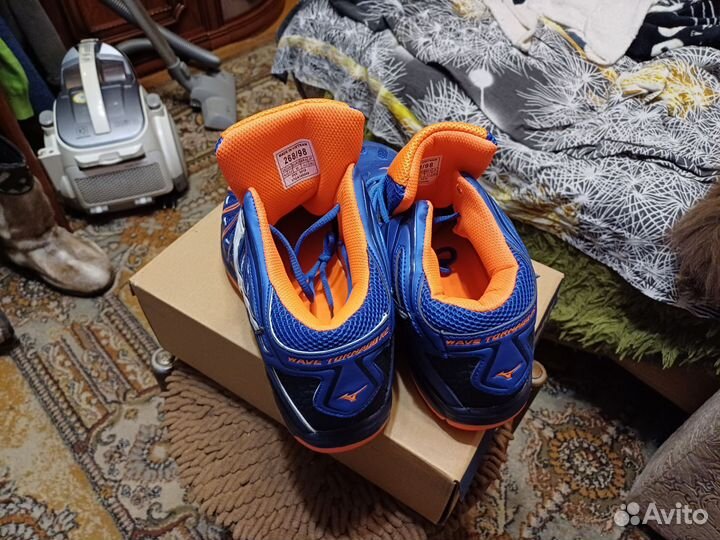 Кроссовки Mizuno