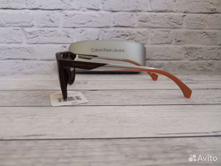 Calvin Klein новые солнцезащитные очки США