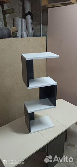 Полка настенная, змейка