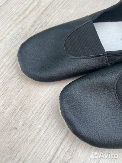 Чешки для мальчика 28,5