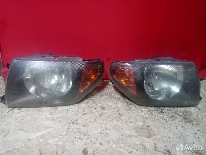 Фары Митсубиси паджеро ио пинин цена за шт