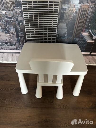 Детский стол и стул IKEA
