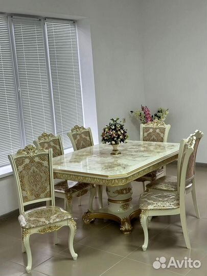 Стол в гостиную \ оплата при получении