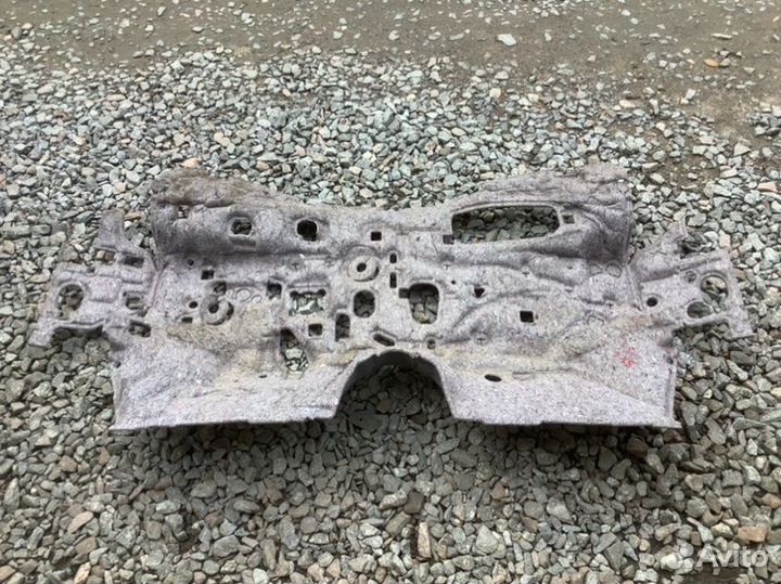 Шумоизоляция моторного отсека Suzuki Sx4 M16A 2014